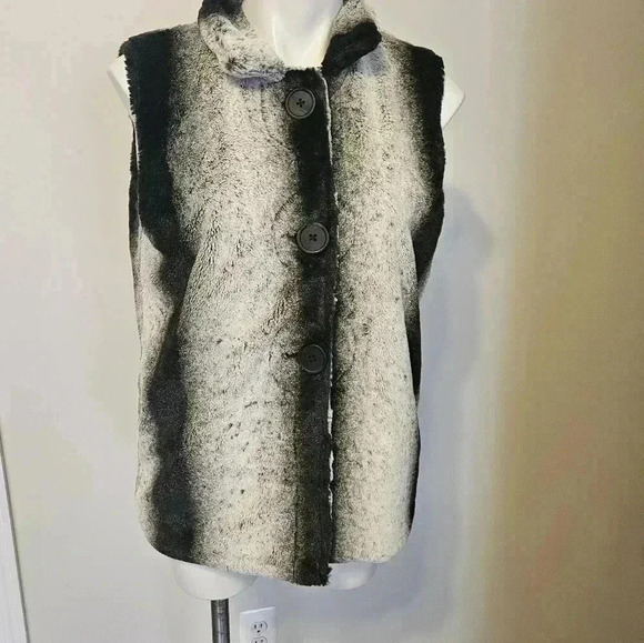 WOOLY BULLY WEAR COLORADO (ALTA) FAUX FUR VEST SIZE MEDIUM - Picture 13 of 14